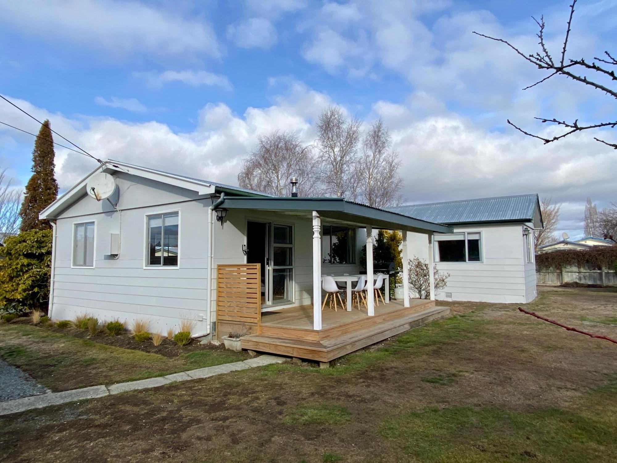 On The Door Step Of Town Villa Twizel Exterior foto